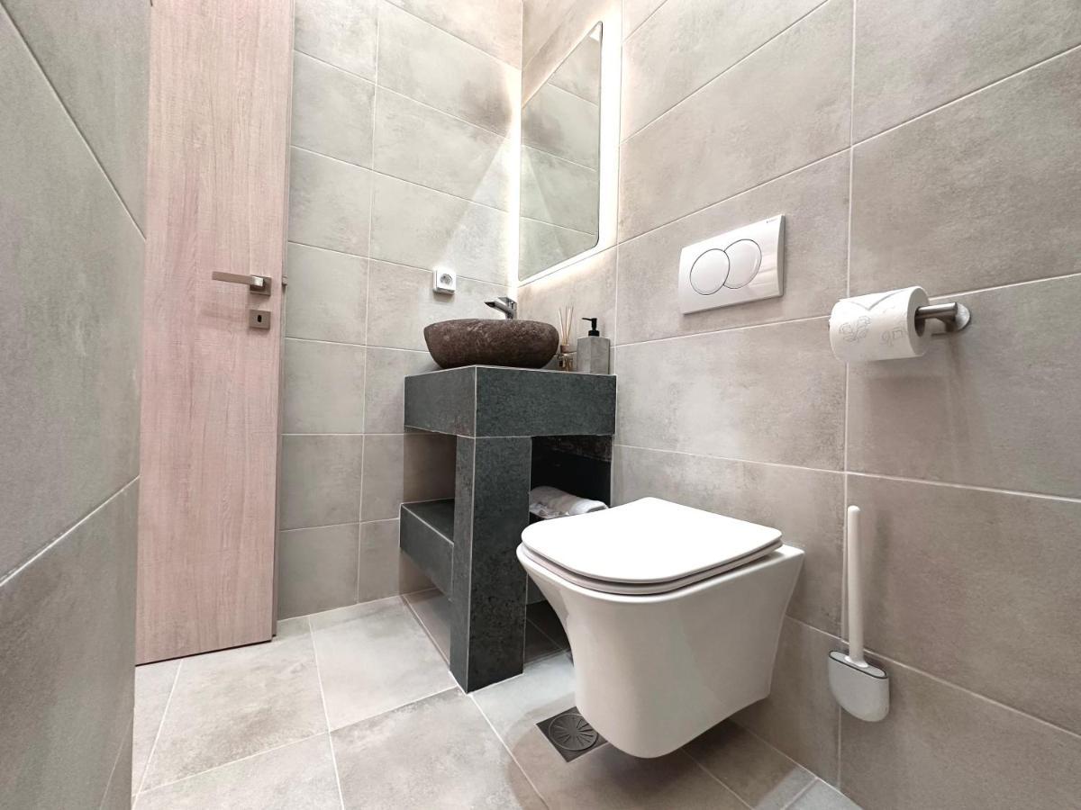 Seaside Deluxe Apartment Ialysos (Rhodes)